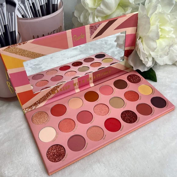 RUDE NEW Eyeshadow Palette United Peachy Nudes 21 Colors Vegan Friendly NWT - Picture 4 of 16